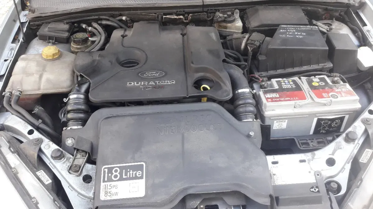Ford Focus 2004 photo 3