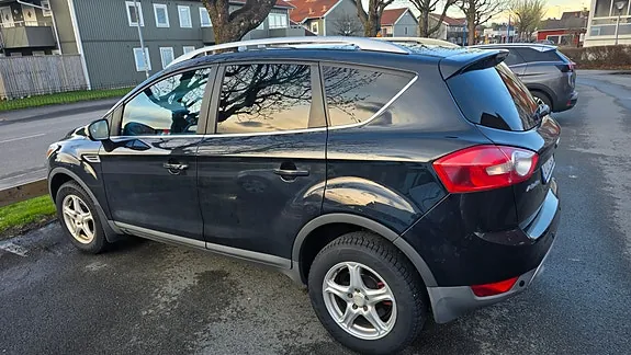 Ford Kuga 2010 photo 5