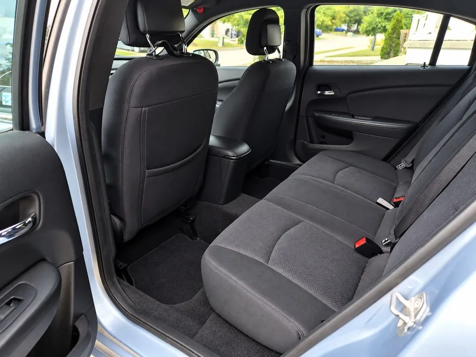 Chrysler 200 2013 photo 3