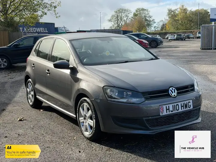 Volkswagen Polo 2010 photo 2
