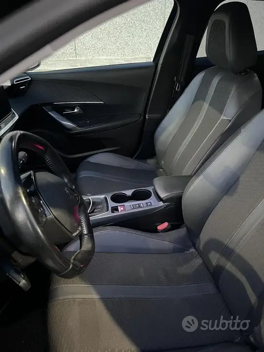 Peugeot 2008 2020 photo 5
