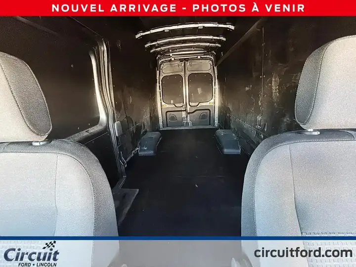 Ford Transit Cargo Van 2025 photo 3