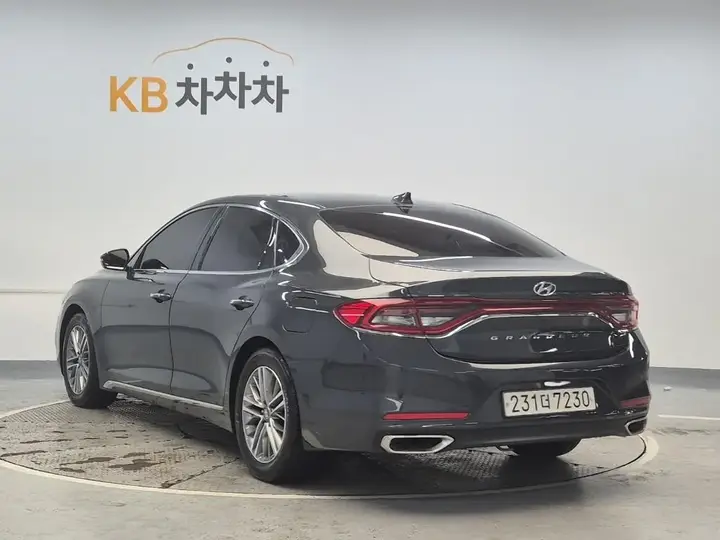 Hyundai Grandeur 2019 photo 2