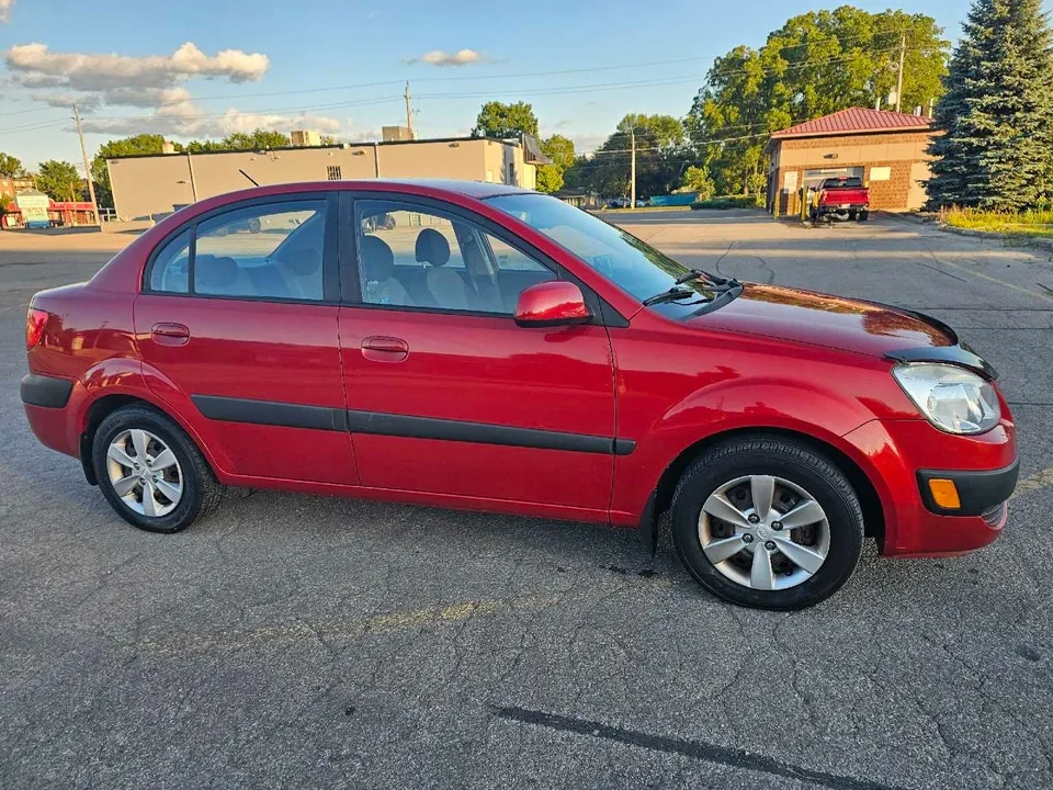 Kia Rio 2009 photo 3