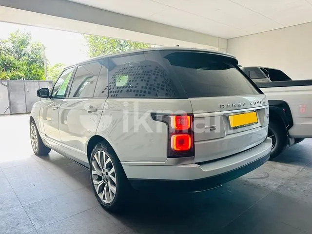 Land Rover Range Rover 2018 photo 2