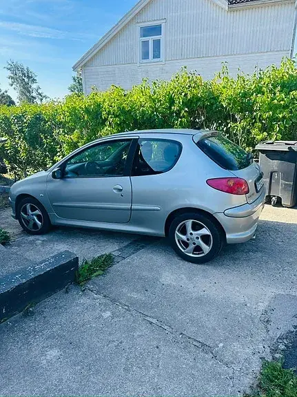Peugeot 206 2006 photo 3