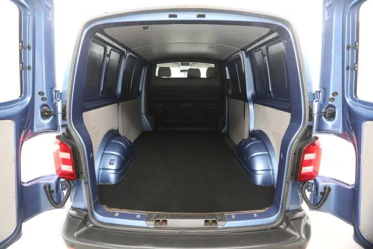 Volkswagen Transporter 2016 photo 3