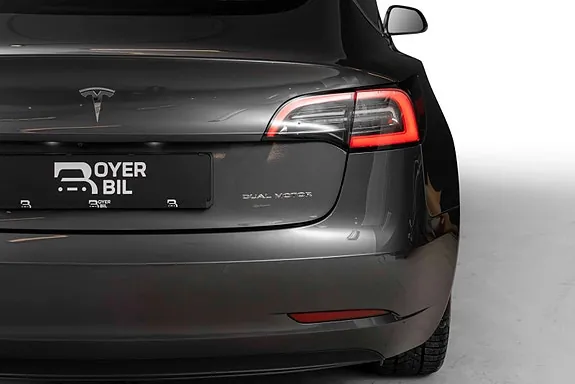 Tesla Model 3 2019 photo 4
