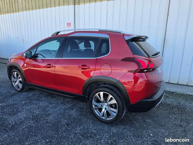 Peugeot 2008 2017 photo 3