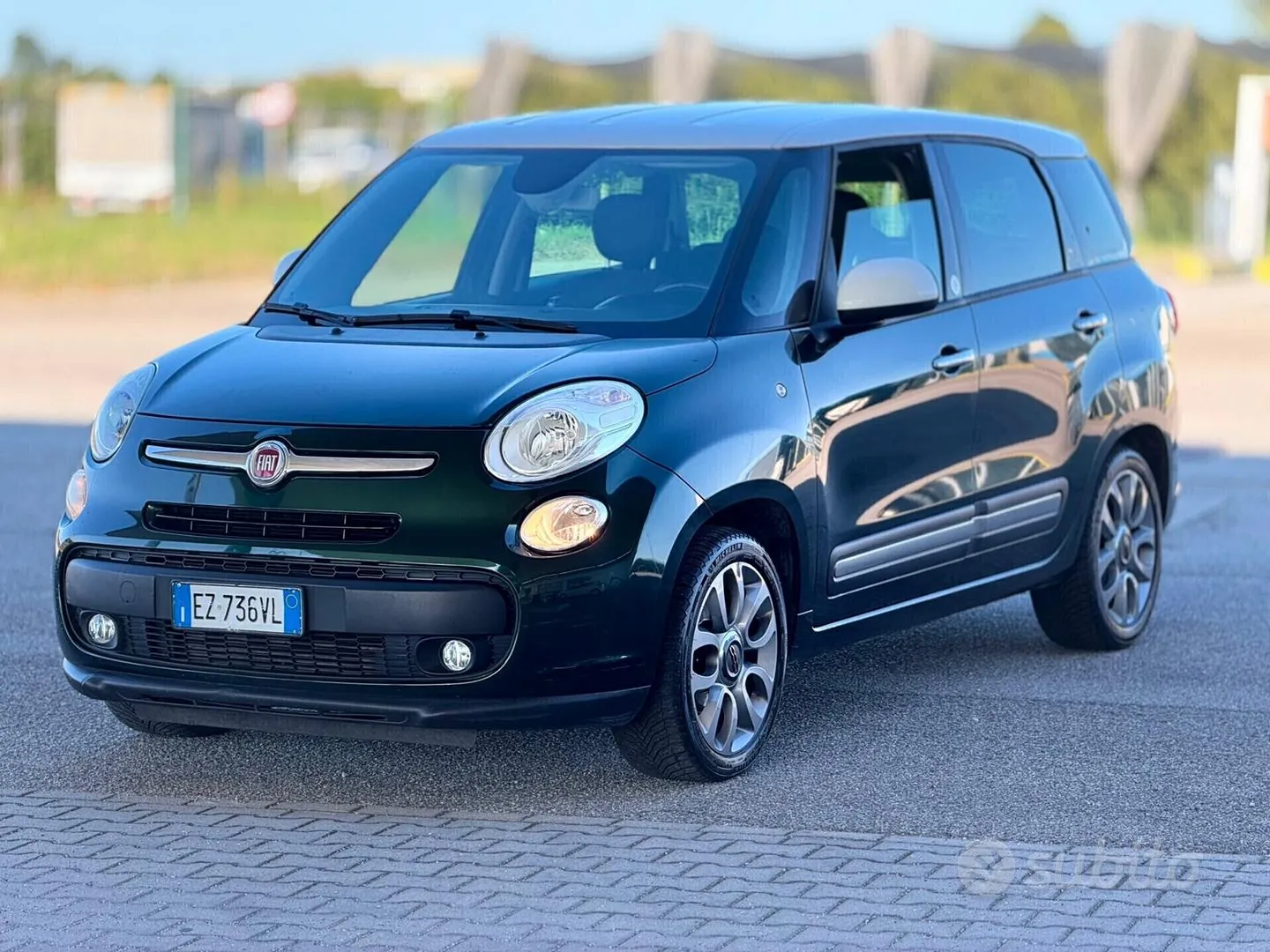 Fiat 500L 2015 photo 2