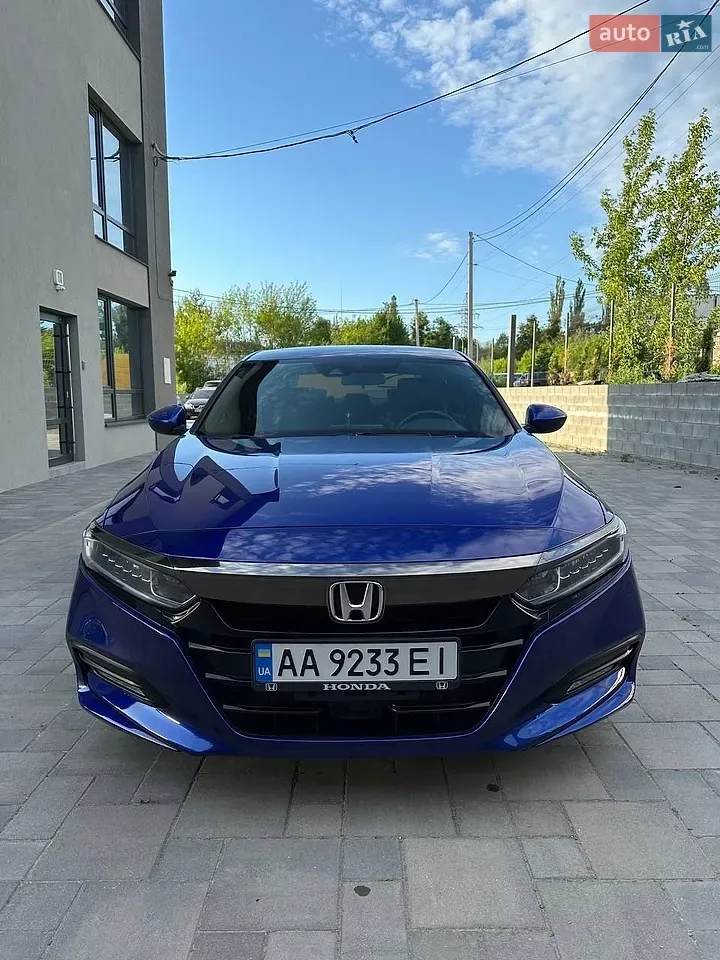Honda Accord 2018 photo 2