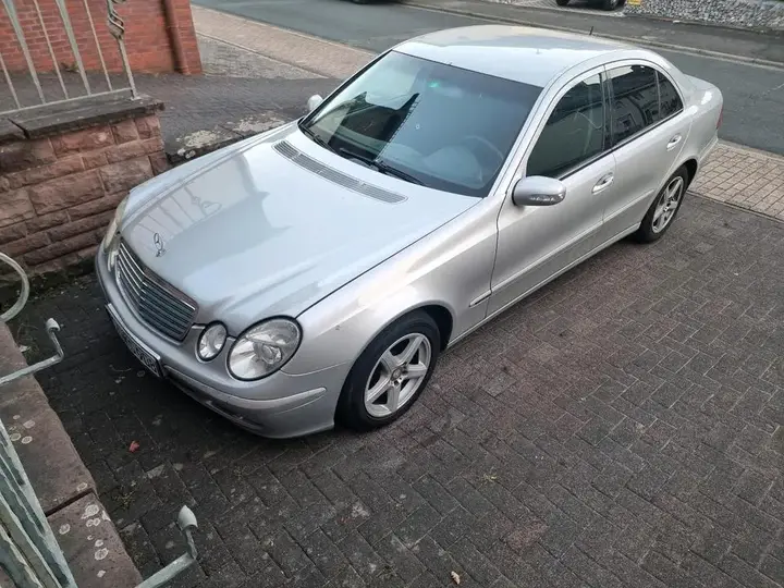 Mercedes-Benz E220 Cdi