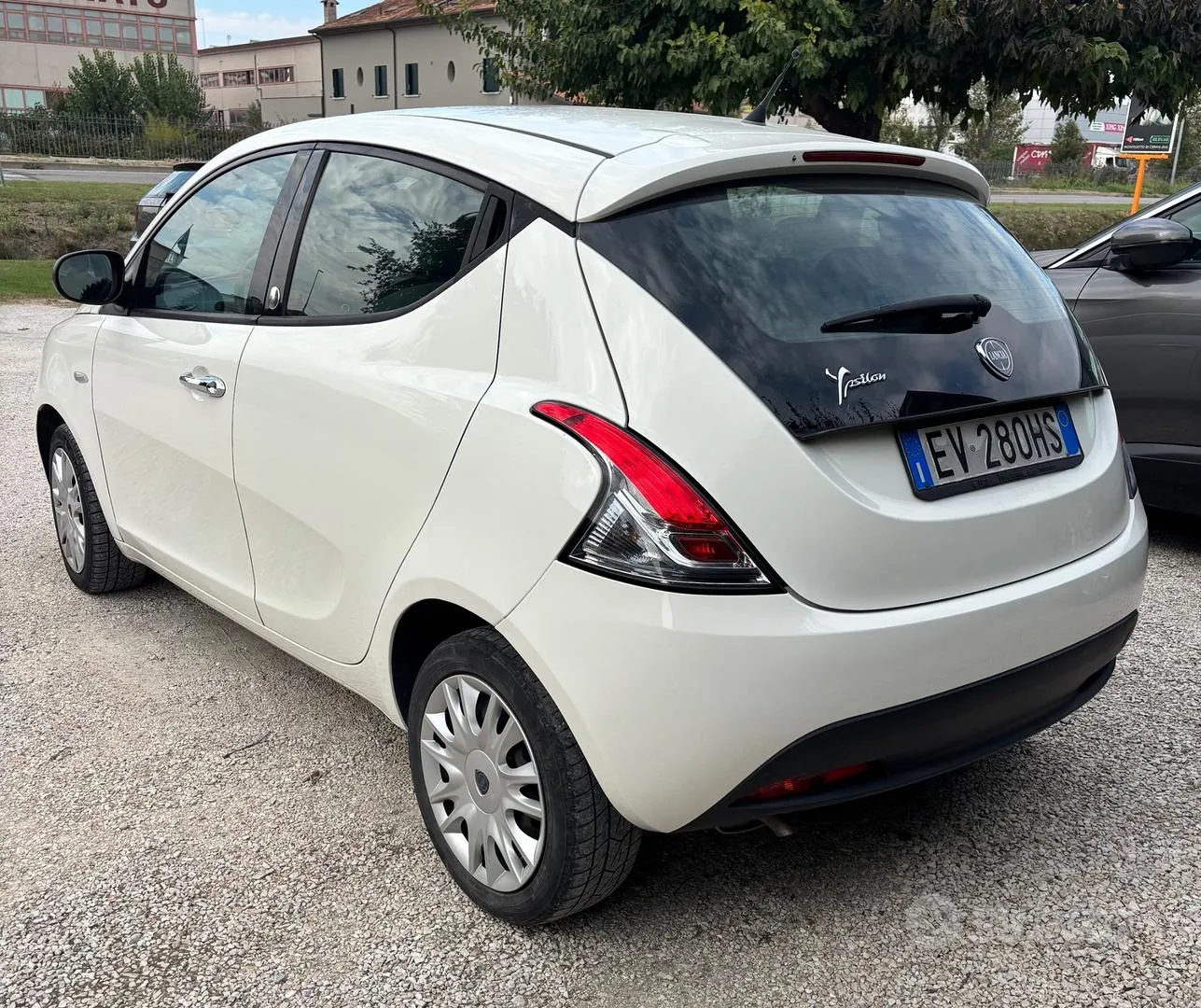 Lancia Ypsilon 2014 photo 5