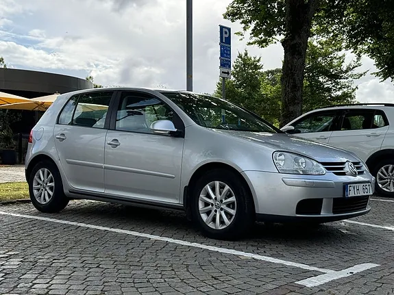 Volkswagen Golf V