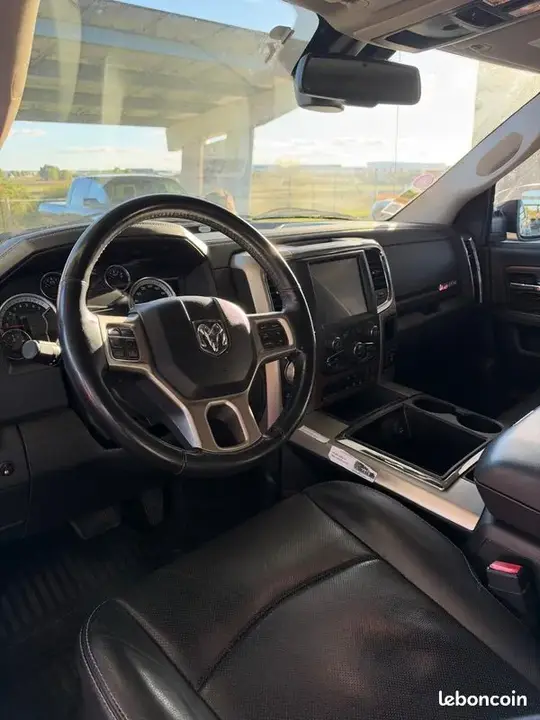 Dodge Ram 1500 2014 photo 3