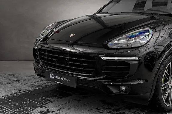 Porsche Cayenne S 2017 photo 2