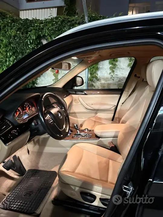 BMW X3 2014 photo 2
