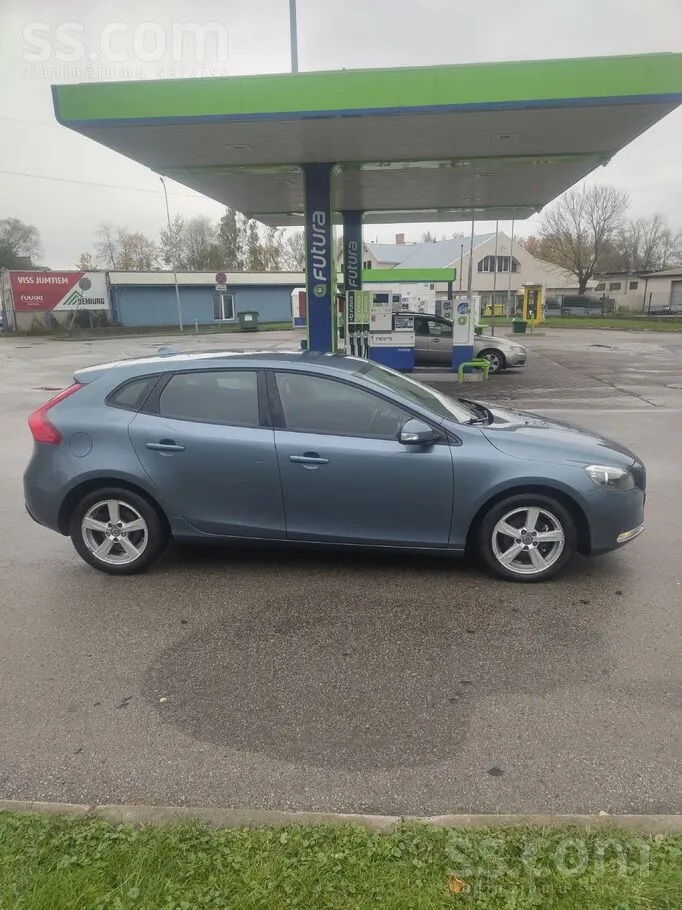 Volvo V40 2013 photo 4