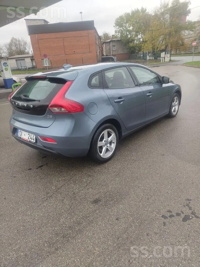 Volvo V40 2013 photo 5