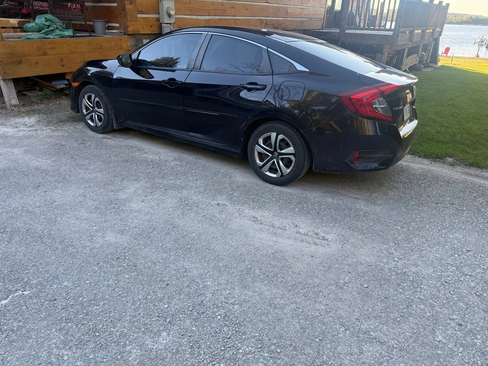 Honda Civic 2016 photo 2