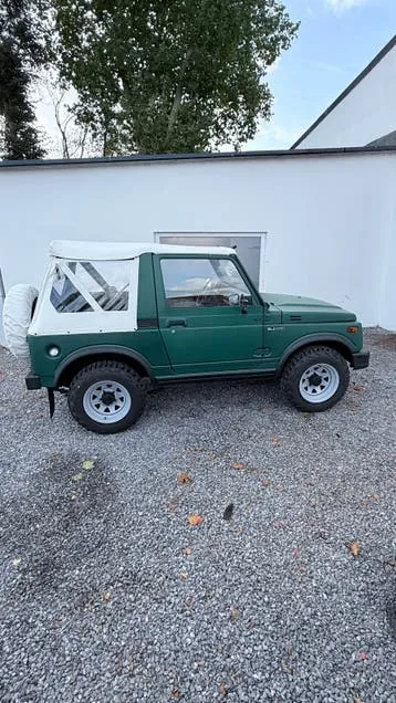 Suzuki Samurai