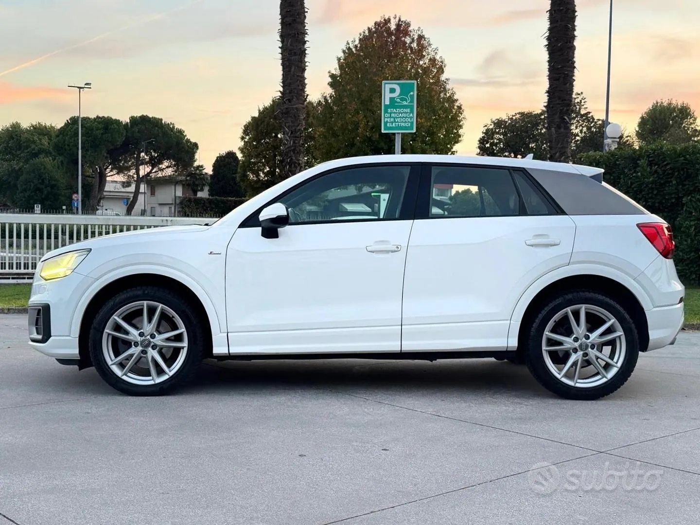 Audi Q2 2017 photo 2