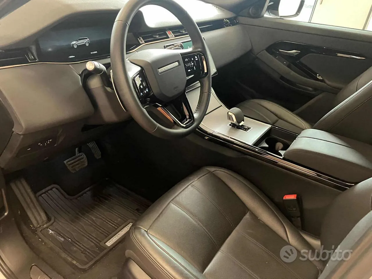 Land Rover Range Rover Evoque 2024 photo 5
