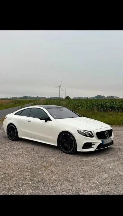 Mercedes-Benz E200 Coupé