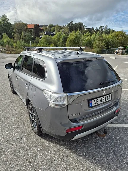 Mitsubishi Outlander 2015 photo 4