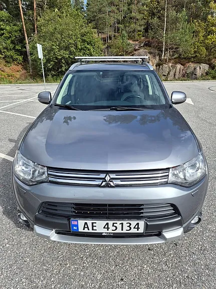 Mitsubishi Outlander 2015 photo 3