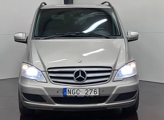 Mercedes-Benz Viano 2013 photo 2