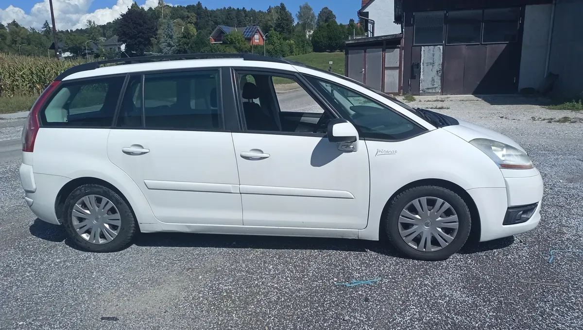 Citroen C4 Picasso 2009 photo 2
