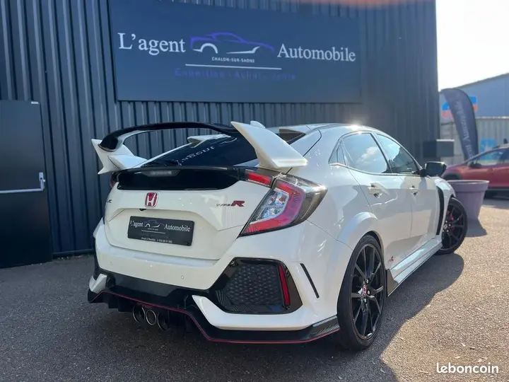 Honda Civic 2017 photo 4