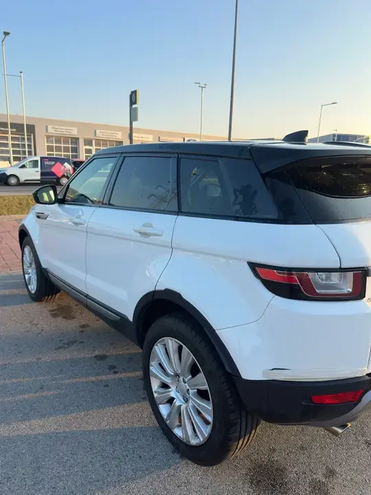 Land Rover Range Rover Evoque 2017 photo 2