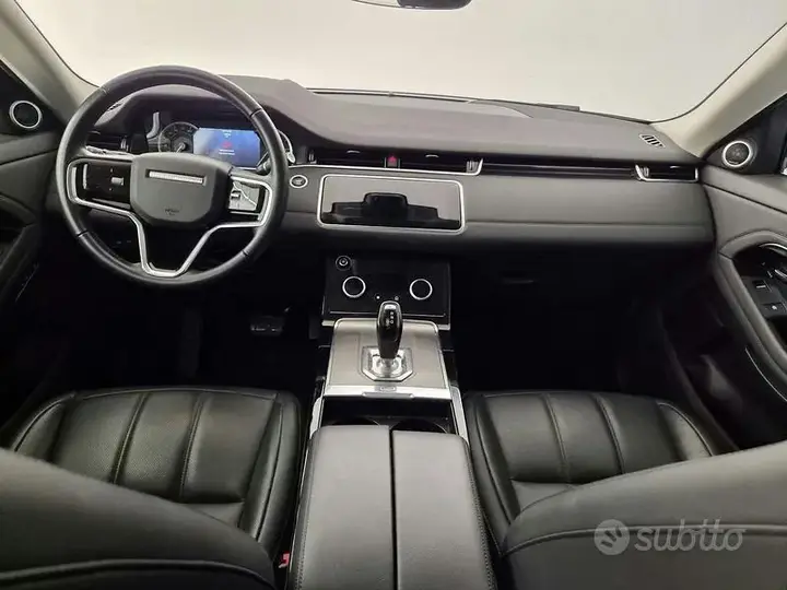Land Rover Evoque 2022 photo 3