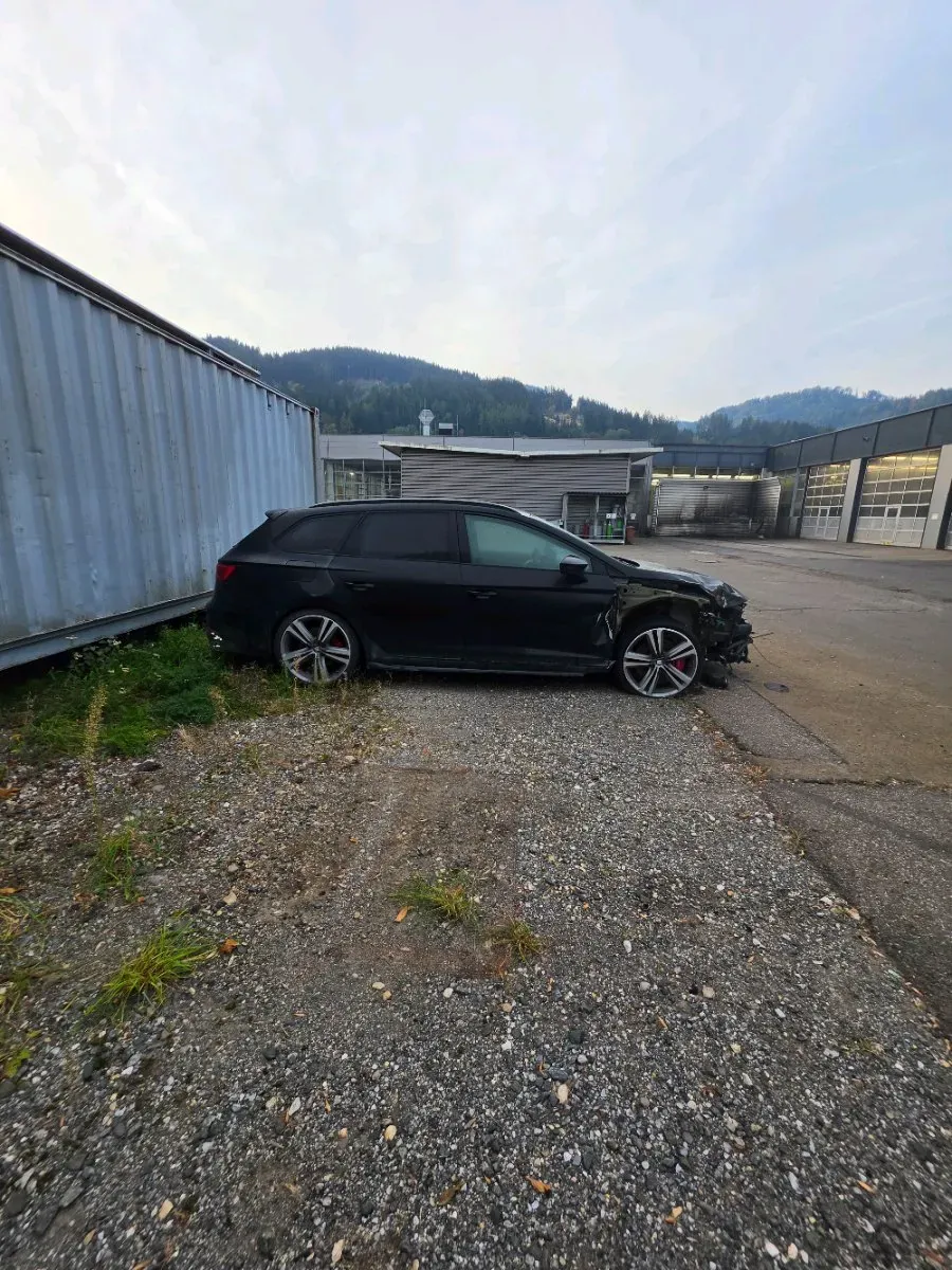 Seat Leon 2019 photo 3