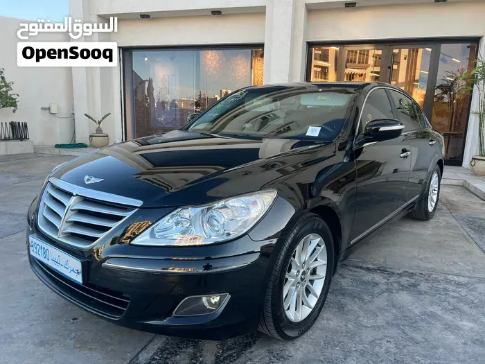 Hyundai Genesis 2010 photo 3