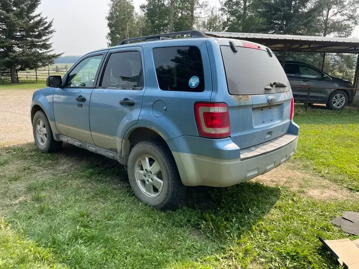 Ford Escape 2011 photo 5