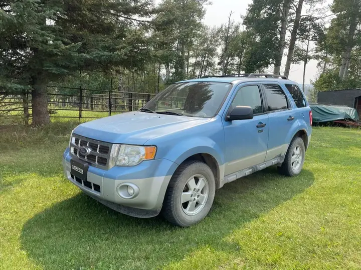 Ford Escape 2011 photo 4