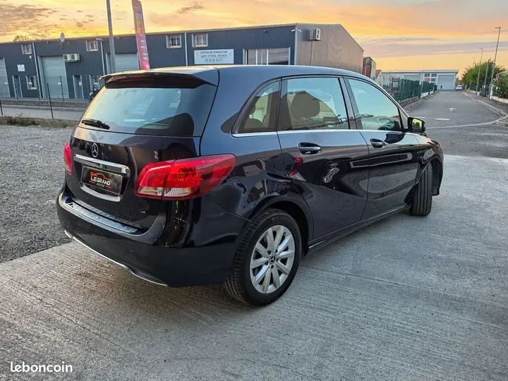 Mercedes-Benz B-Class 2018 photo 4