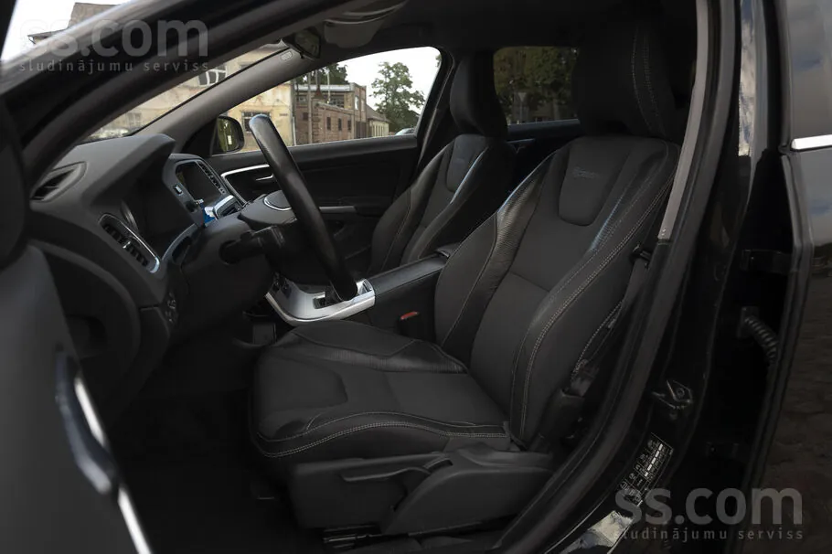 Volvo V60 2012 photo 5
