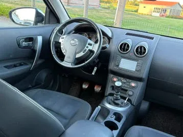 Nissan Qashqai 2011 photo 3