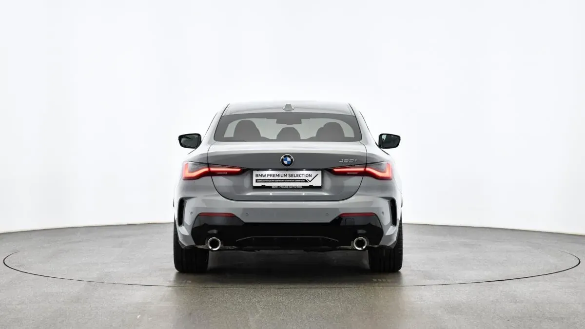 BMW 4 Series 2025 photo 2