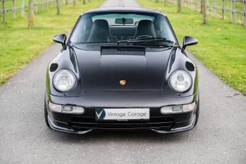 Porsche 911 photo 2