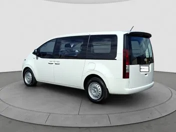 Hyundai Staria 2026 photo 3
