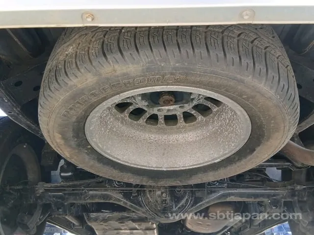 Toyota Hilux Surf 2000 photo 5