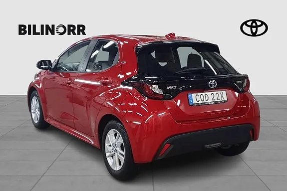 Toyota Yaris 2022 photo 2