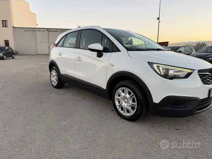 Opel Crossland X 2020 photo 2