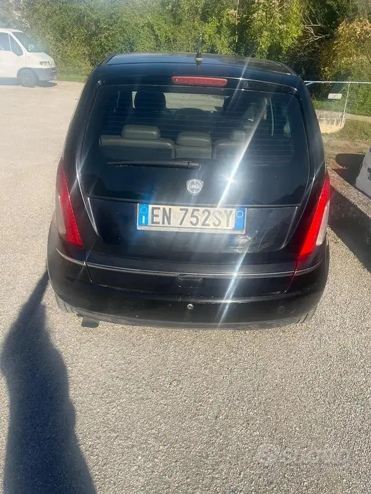 Lancia Musa 2008 photo 3