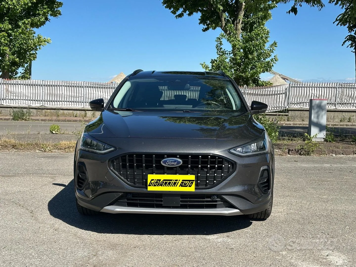 Ford Focus 2023 photo 2